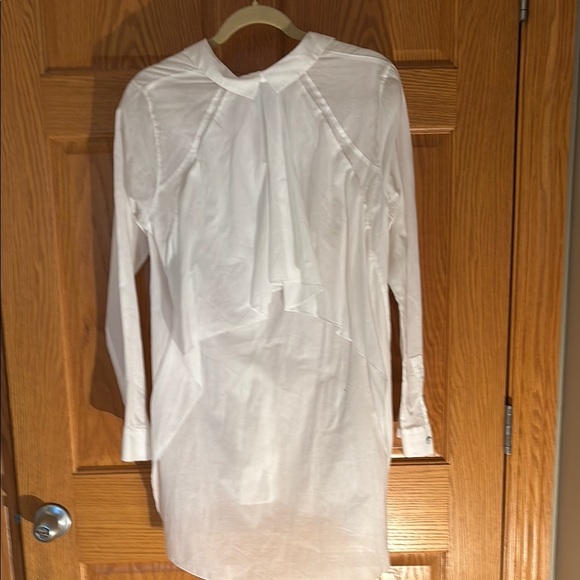 NWT CAbi Vacation ShirtWhite Blouse Medium - Picture 7 of 8